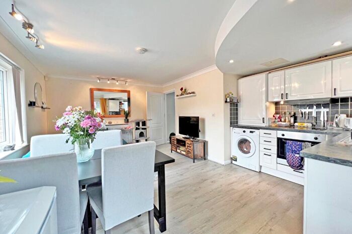2 Bedroom Apartment To Rent In Robin Hill House, Monteagle Lane, Yateley, GU46