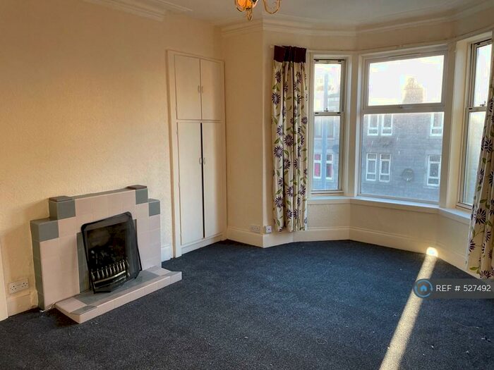 1 Bedroom Flat To Rent In Victoria Road, Aberdeen, AB11