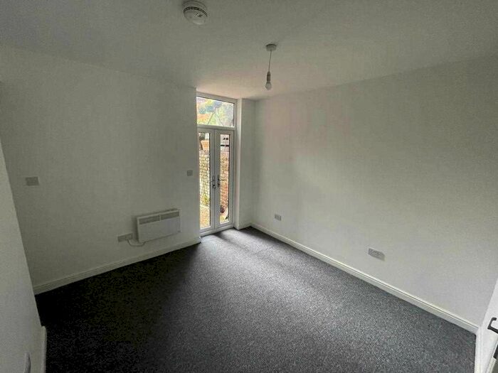 1 Bedroom Flat To Rent In Mill Street, Toxteth, Liverpool, L8