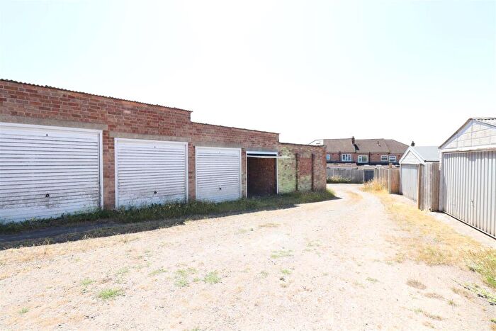 Garage / Parking To Rent In Shorncliffe Road, Coundon, Coventry, CV6