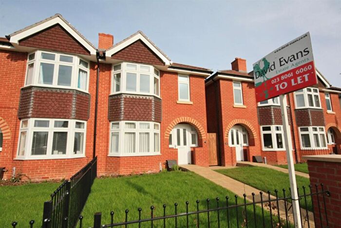 3 Bedroom Semi Detached House To Rent In Tinning Way, Eastleigh, SO50