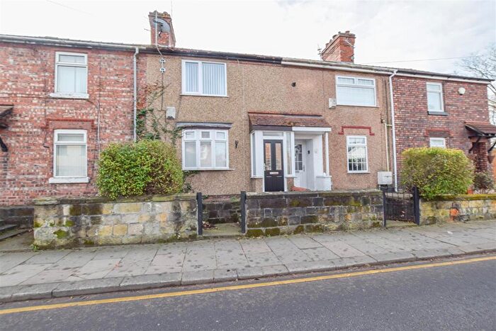 2 Bedroom Terraced House To Rent In The Rake, Bromborough, Wirral, CH62