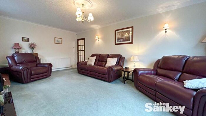 2 Bedroom Detached Bungalow For Sale In Nottingham Road, Mansfield, NG18
