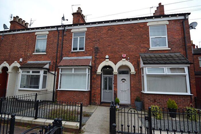 2 Bedroom Terraced House For Sale In Nepean Grove, Hull, HU3