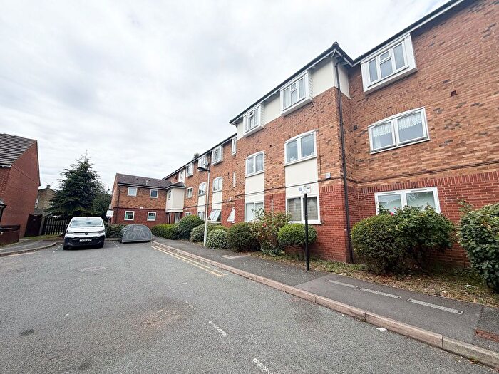1 Bedroom Flat To Rent In Trinity Close, Lime Court, E11