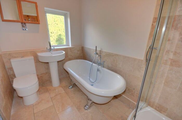 4 Bedroom Terraced House To Rent In Beech Grove Avenue, Garforth, Leeds LS25