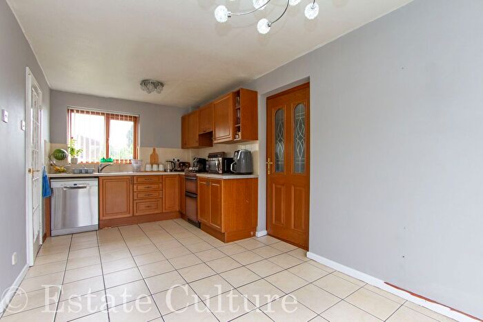 3 Bedroom Terraced House For Sale In Hallway Drive, Shilton, Coventry, CV7