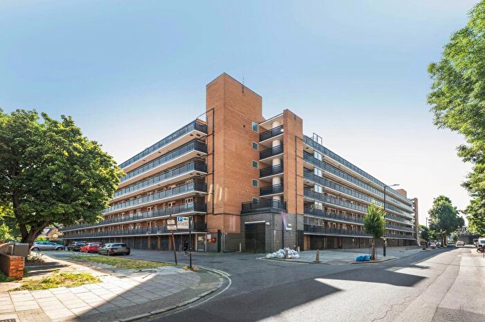 1 Bedroom Flat For Sale In Layard Square, London, SE16