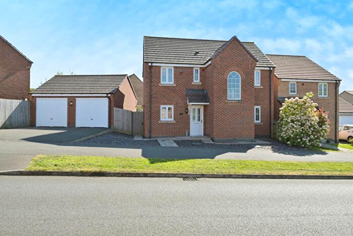 4 Bedroom Detached House For Sale In Loch Lomond Way, Peterborough, PE2