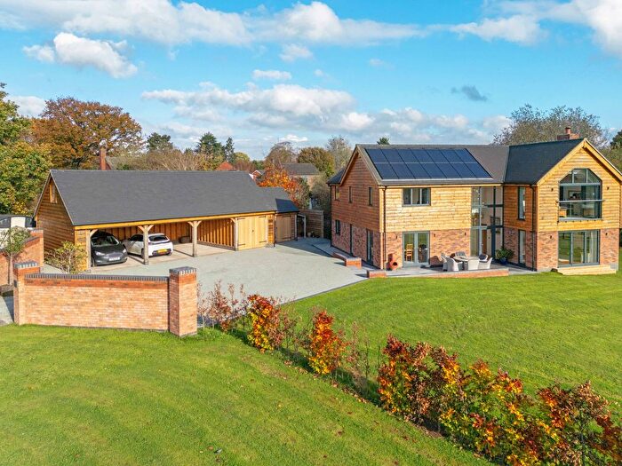 4 Bedroom Detached House For Sale In Bosbury Road Cradley Malvern, Worcestershire, WR13