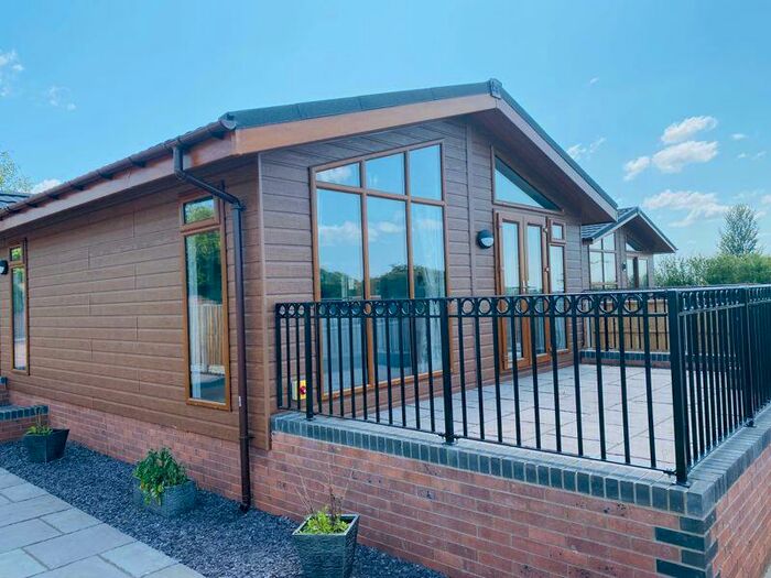 2 Bedroom Detached Bungalow For Sale In Newnham Road, Blakeney, GL15