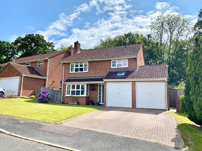 4 Bedroom Detached House For Sale In Canterbury Way, Exmouth, EX8