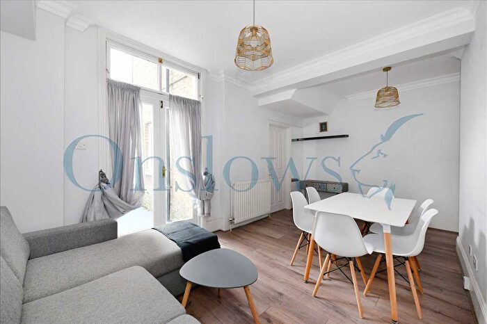 2 Bedroom Flat To Rent In Kempsford Gardens, London, SW5