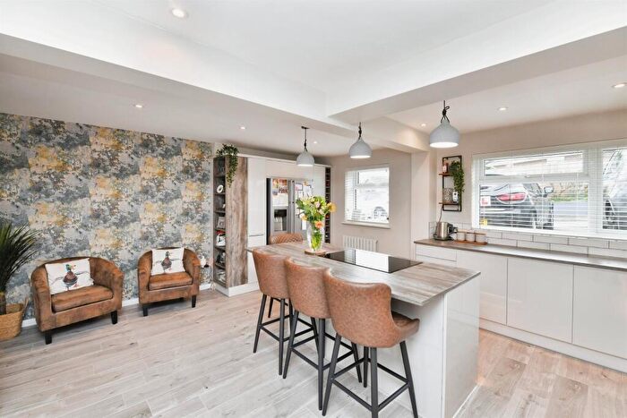 4 Bedroom Semi-Detached House For Sale In Hobbs Crescent, Saltash, PL12