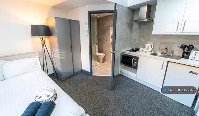 Studio To Rent In Dale Road, Birmingham, B29