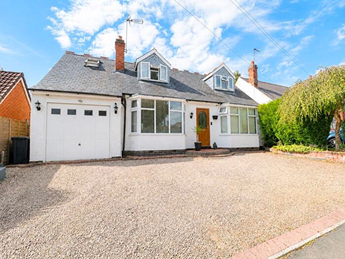4 Bedroom Detached Bungalow For Sale In Wallace Drive, Groby, Leicester, LE6