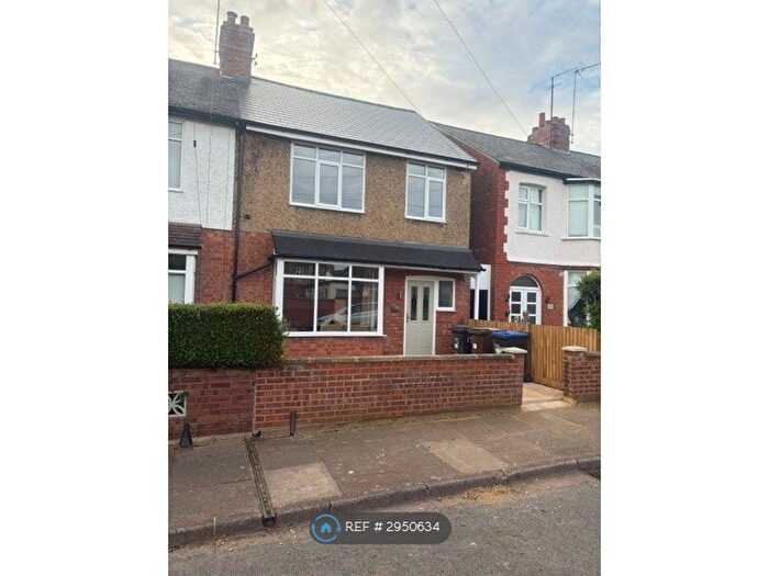 3 Bedroom Terraced House To Rent In The Drive, Northampton, NN1