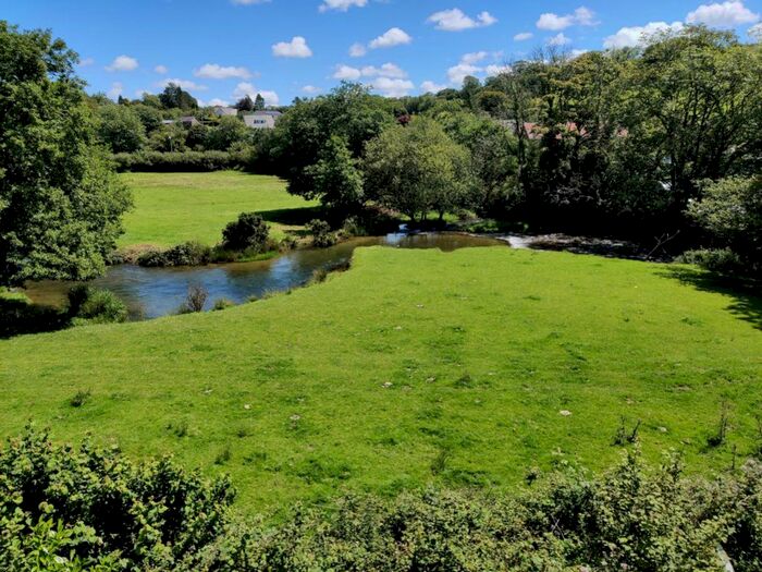 4 Bedroom Semi-Detached House To Rent In The Villas, Barnstaple, Devon, EX32