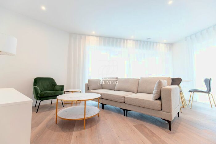 2 Bedroom Flat To Rent In Lockgate Road, SW6