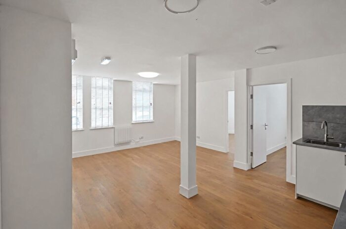 2 Bedroom Flat To Rent In Salisbury Street, Semilong, NN2
