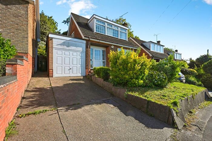 3 Bedroom Detached House For Sale In Outgang Lane, Mansfield Woodhouse, Mansfield, Nottinghamshire, NG19