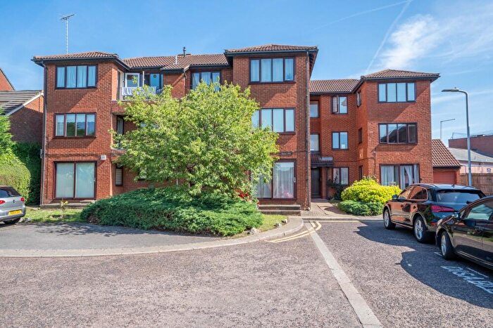 3 Bedroom Apartment To Rent In Regency Drive, Ruislip, HA4