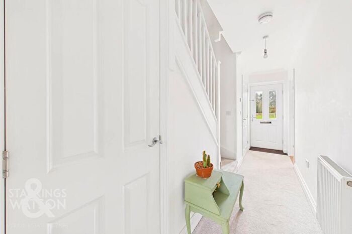 3 Bedroom Town House For Sale In Alec East Road, Blofield, Norwich, NR13