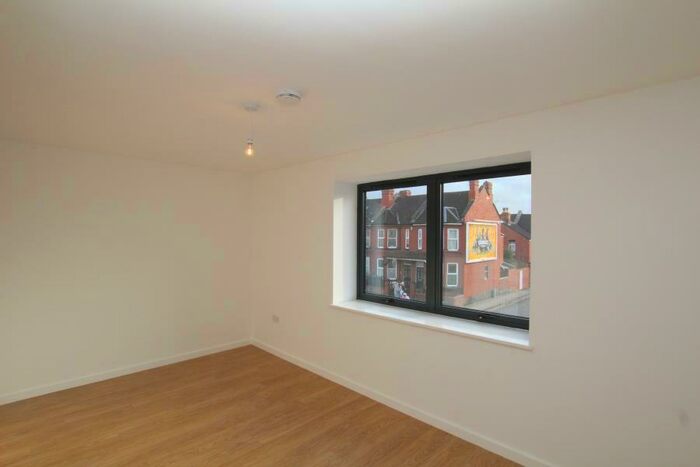 2 Bedroom Flat To Rent In Brigstowe Apartments - Shirehampton, BS11