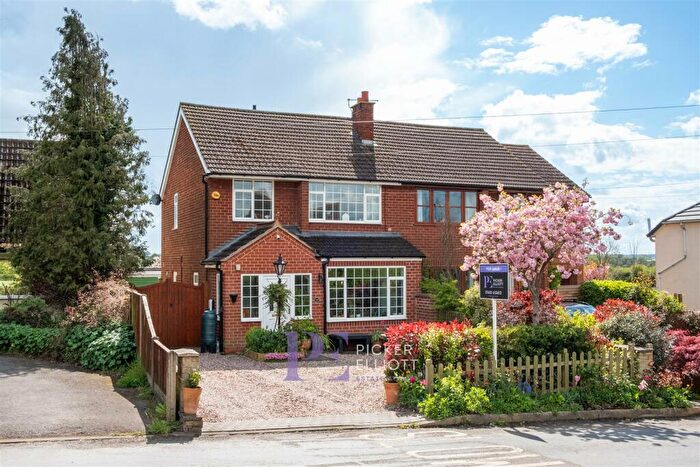 3 Bedroom Semi-Detached House For Sale In Station Road, Stoke Golding, CV13