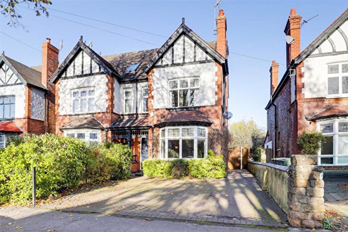 4 Bedroom Semi Detached House For Sale In Davies Road, West Bridgford, NG2