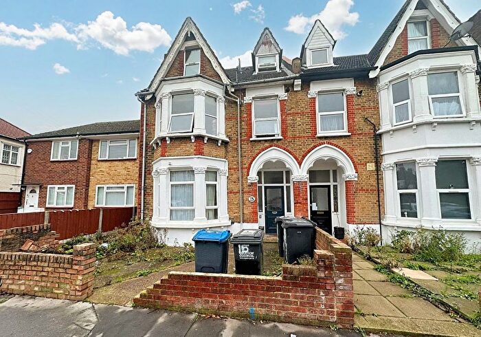 1 Bedroom Flat For Sale In Flat, Oliver Avenue, South Norwood, London, SE25