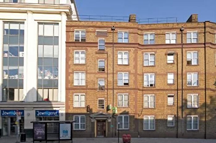 4 Bedroom Flat To Rent In Durdans House, Kentish Town Road, Camden, NW1