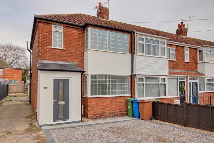 3 Bedroom End Terrace House For Sale In Loyd Street, Anlaby, Hull, HU10