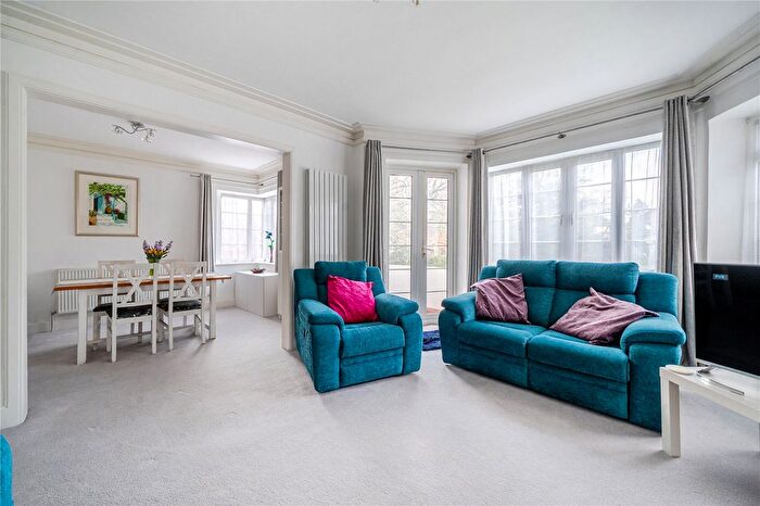 2 Bedroom Flat For Sale In Argyle Road, Ealing, W13