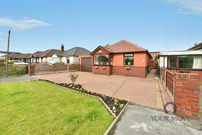 2 Bedroom Bungalow For Sale In Rochdale Road, Shaw, Oldham, Greater Manchester, OL2