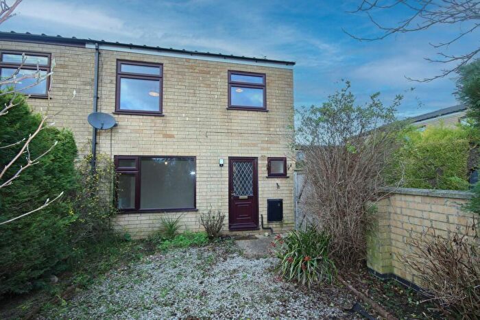 3 Bedroom End Of Terrace House To Rent In Springvale, Gayton, PE32