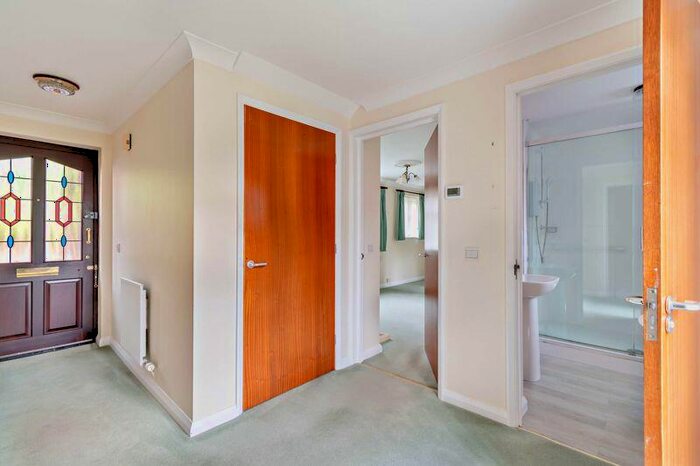 2 Bedroom Flat For Sale In Tarporley, CW6