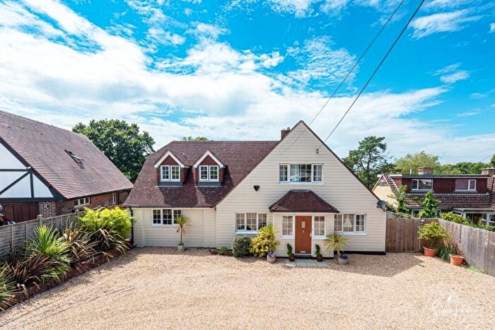 5 Bedroom Detached House For Sale In Fishbourne Lane, Ryde, PO33
