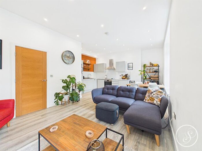 2 Bedroom Apartment For Sale In Chapeltown Road, Chapel Allerton, Leeds, LS7
