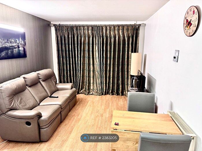 1 Bedroom Flat To Rent In Wharf Road, Chelmsford, CM2