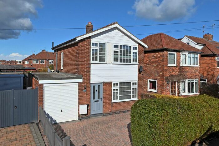 3 Bedroom Detached House To Rent In Anthea Drive, Huntington, York, YO31