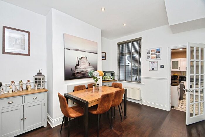 4 Bedroom Terraced House For Sale In Regent Place, Starbeck, Harrogate, North Yorkshire, HG1