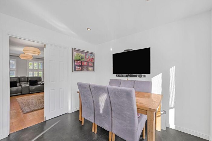 4 Bedroom Detached House For Sale In Pinkers Mead, Emersons Green, BS16