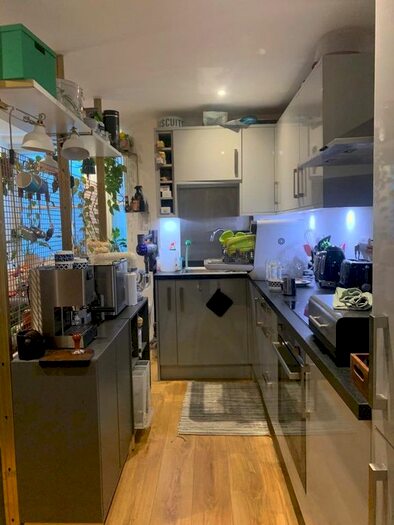 2 Bedroom Flat To Rent In Algernon Road, London, SE13