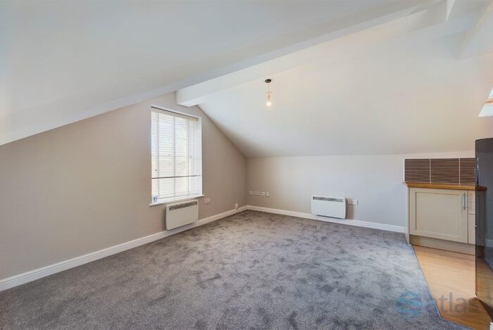 2 Bedroom Flat To Rent In Parkfield Road, Aigburth, L17