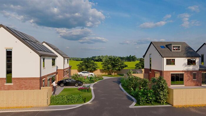4 Bedroom Detached House For Sale In , The Pinewoods, Off Wyken Way, Coventry, CV2