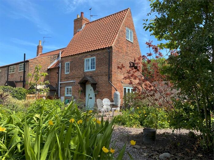 2 Bedroom Cottage To Rent In School Lane, Farndon, Newark, Nottinghamshire., NG24