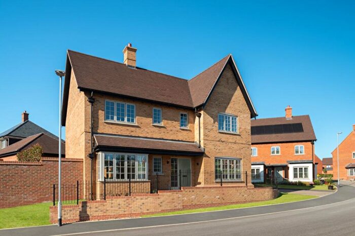 4 Bedroom Detached House For Sale In Oakwood Park, Oakley Lane, Wimborne, BH21