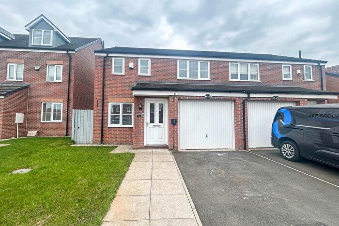 3 Bedroom Semi Detached House For Sale In Woodham Drive, Ryhope, SR2