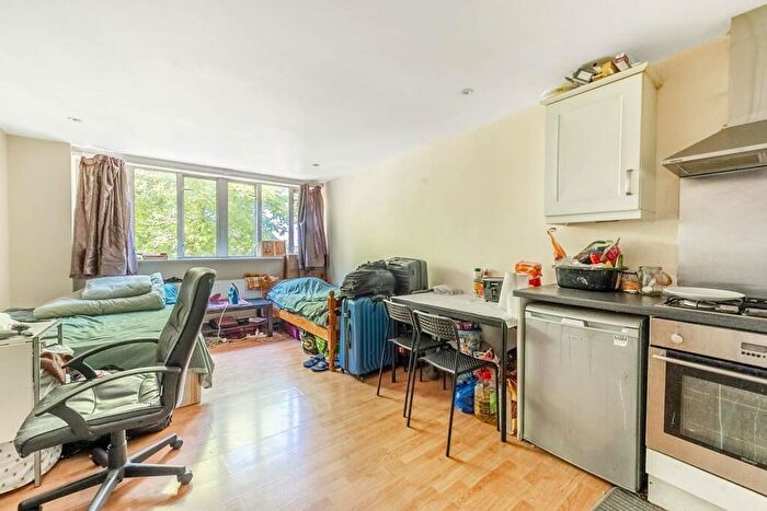 Studio To Rent In Rayners Lane, Rayners Lane, Harrow, HA2